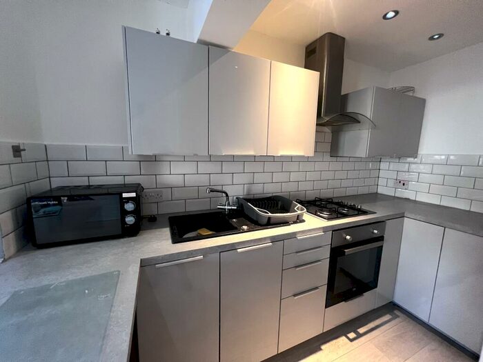 1 Bedroom Apartment To Rent In Susans Road, Eastbourne, BN21