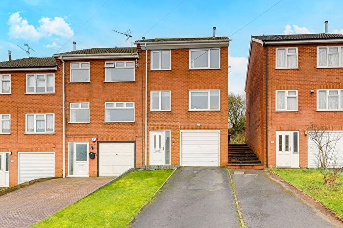 3 Bedroom End Terrace House For Sale In Derwent Drive, Kirkby-In-Ashfield, NG17