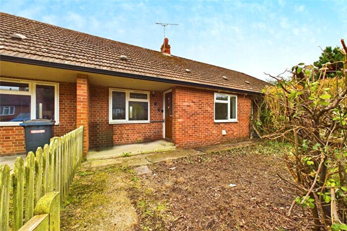 1 Bedroom Bungalow For Sale In Paradise Way, Chapel Row, Reading, Berkshire, RG7