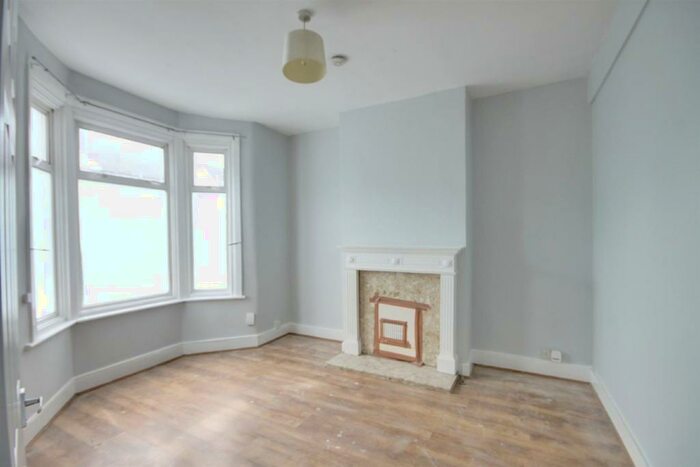 4 Bedroom House To Rent In Millais Road, London, E11