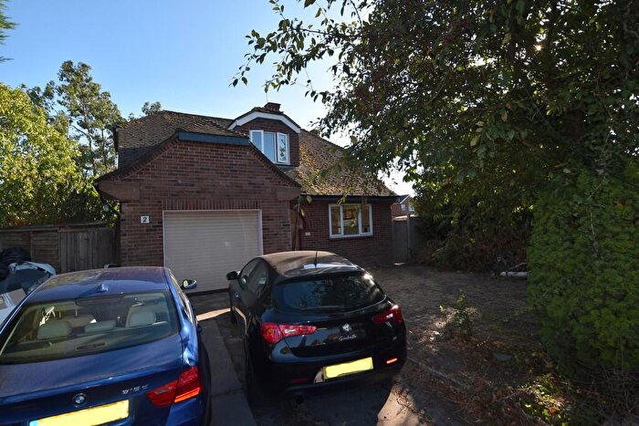 3 Bedroom Detached House For Sale In Bromley Road, Colchester, CO4