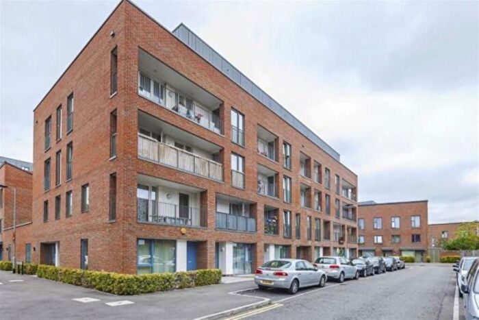 1 Bedroom Apartment To Rent In Hastings Road, London, E16