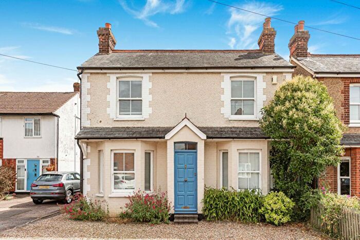3 Bedroom Detached House For Sale In Holloways Lane, Welham Green, AL9