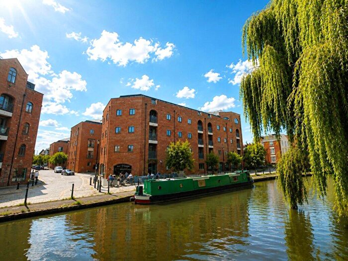 1 Bedroom Flat For Sale In The Square, Seller Street, Chester, Cheshire, CH1