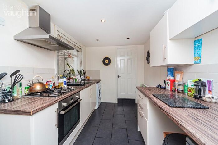 1 Bedroom Flat To Rent In Norfolk Square, Brighton, East Sussex, BN1