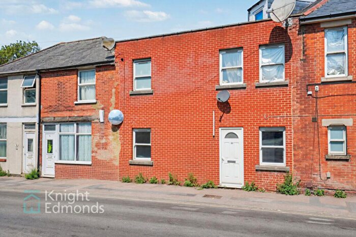 2 Bedroom Apartment To Rent In Tovil Hill, Maidstone, ME15