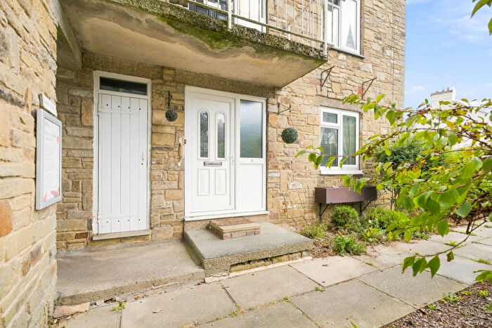 2 Bedroom Apartment For Sale In Fisher Gardens, Knaresborough, HG5