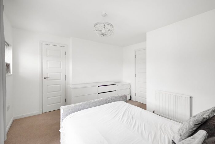 3 Bedroom Terraced House For Sale In Kirklands Park Street, Kirkliston, EH29