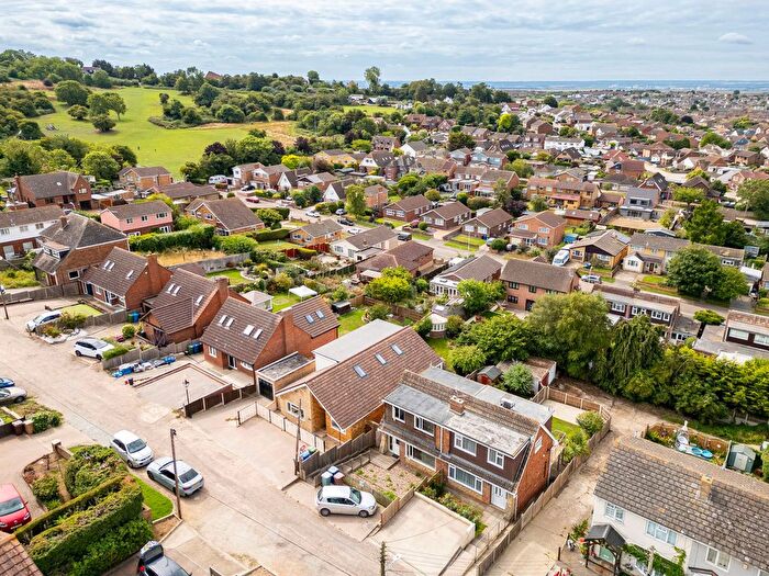 3 Bedroom Semi-detached House For Sale In Clovelly Drive, Minster On Sea, Sheerness, ME12