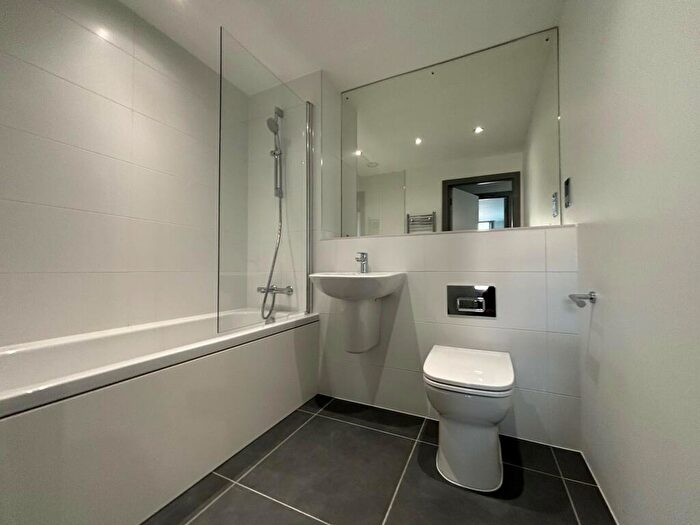 2 Bedroom Apartment To Rent In Goodman Street, Birmingham, B1