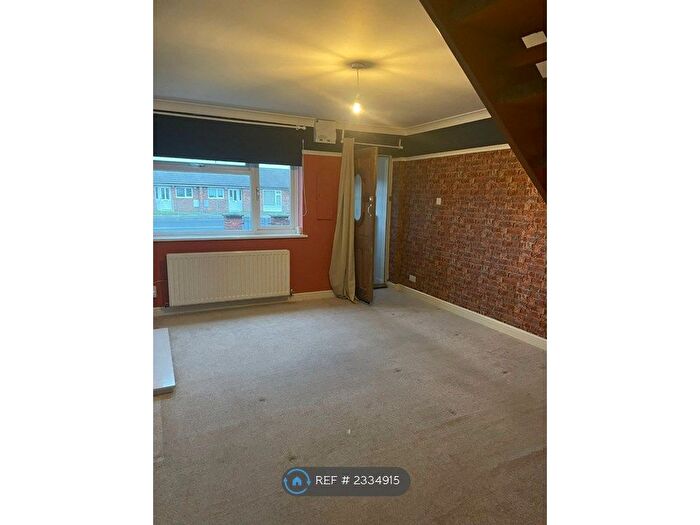 2 Bedroom Terraced House To Rent In West Dyke Road, Redcar, TS10