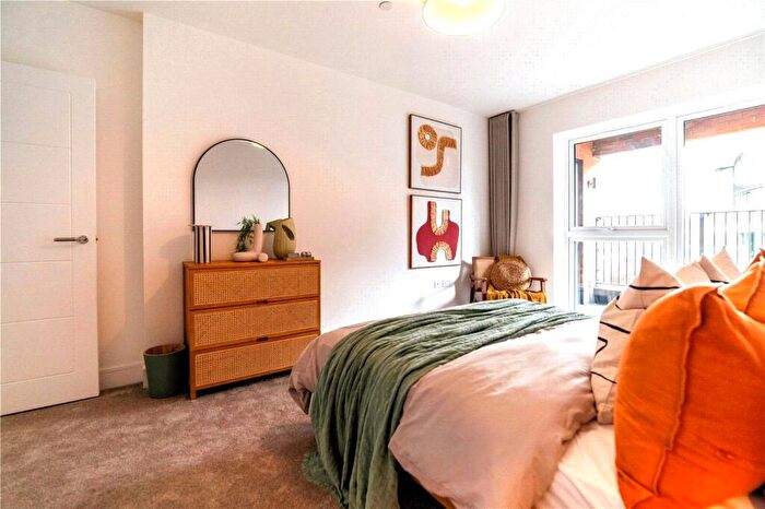 1 Bedroom Flat For Sale In Sandy Road, Erith, DA8