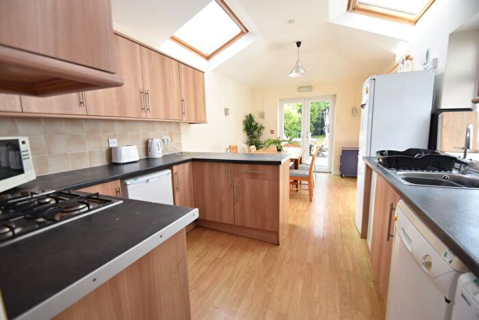 6 Bedroom House To Rent In Minny Street, Cathays, Cardiff, CF24