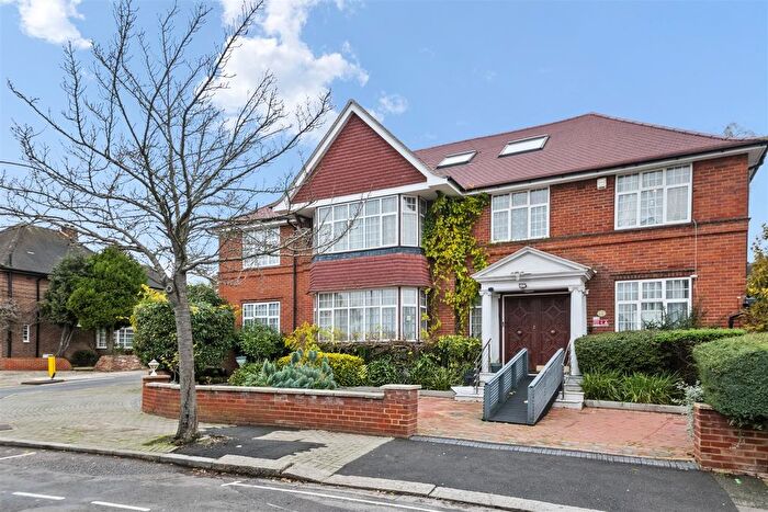 10 Bedroom Detached House For Sale In Beaufort Road, Ealing, London, W5