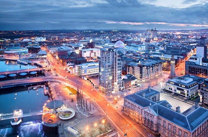 1 Bedroom Flat To Rent In Nelson Street, Belfast, BT15