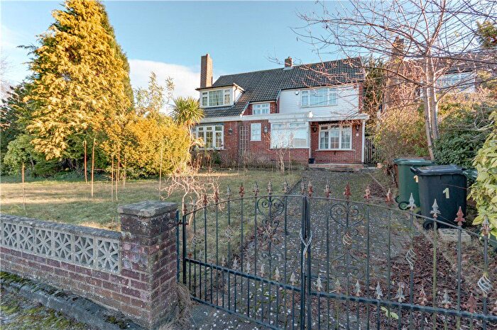 4 Bedroom Detached House For Sale In West Dene, Leeds, West Yorkshire, LS17