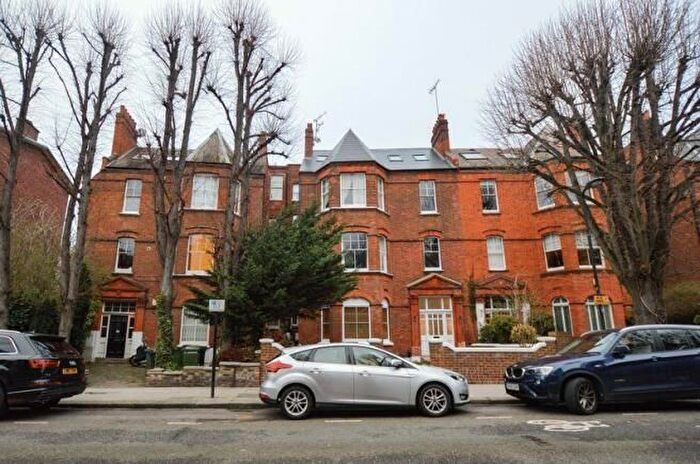 Studio To Rent In Compayne Gardens, London, NW6