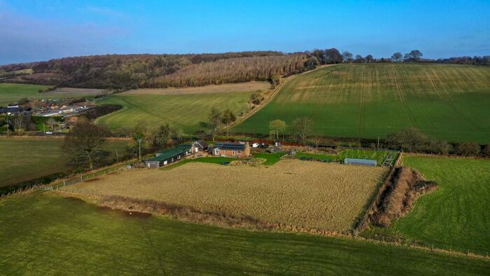 6 Bedroom Detached House For Sale In Hemel Hempstead Road, Dagnall, Berkhamsted, HP4