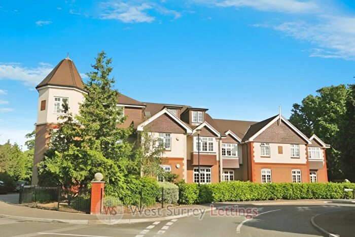 2 Bedroom Flat To Rent In Brighton Road, Addlestone, KT15