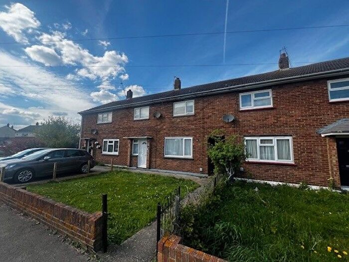 3 Bedroom Terraced House To Rent In Queensway, Sheerness, ME12