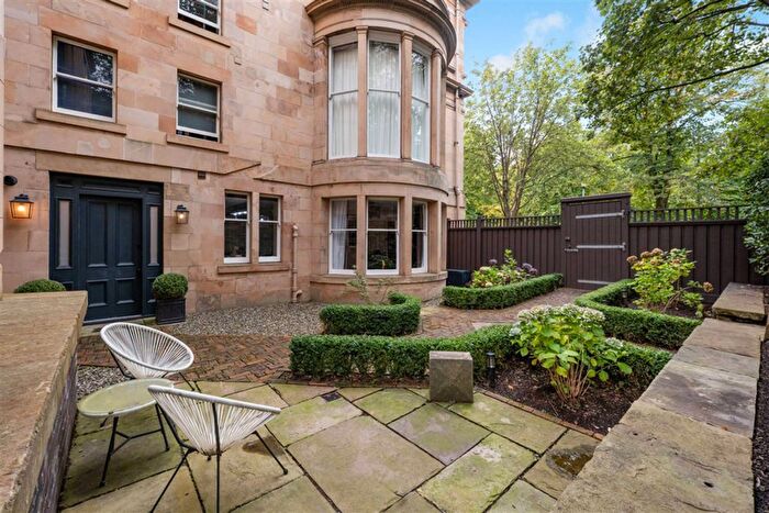 3 Bedroom Flat For Sale In Great Western Road, Kelvinside, Glasgow, G12
