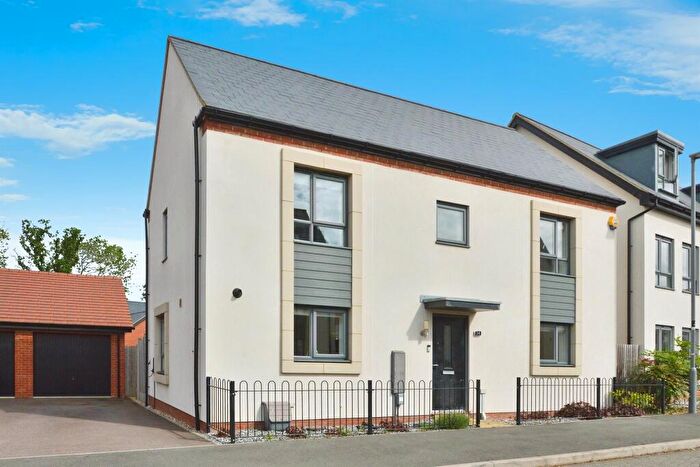 4 Bedroom Detached House For Sale In Friesland Avenue, Whitehouse, Milton Keynes, MK8