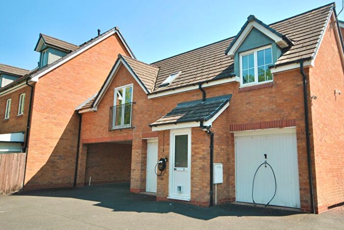2 Bedroom Flat To Rent In Mare Close, Whitchurch, Shropshire, SY13
