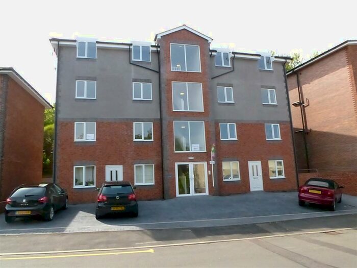 1 Bedroom Flat To Rent In Park Lane, Kidderminster, DY11