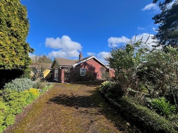 4 Bedroom Detached Bungalow To Rent In Station Road, North Thoresby, Grimsby, DN36