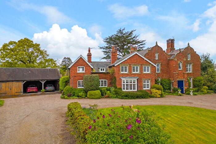 7 Bedroom Detached House For Sale In Dordale Road Belbroughton Stourbridge, West Midlands, DY9