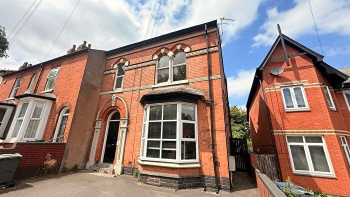 1 Bedroom Flat To Rent In Church Road, Moseley, Birmingham, B13