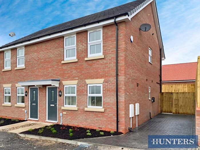 3 Bedroom Semi-detached House For Sale In Banks Close, Bridlington, Yorkshire, YO16