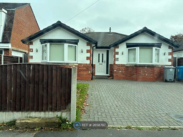 2 Bedroom Bungalow To Rent In Woodsend Road South, Urmston, Manchester, M41