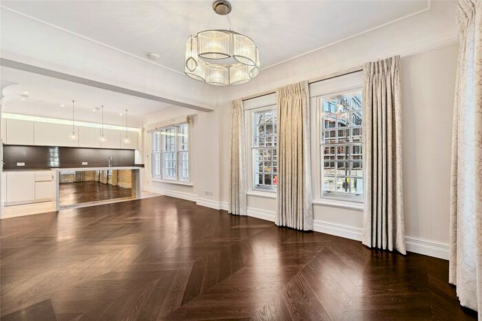 2 Bedroom Flat To Rent In Bourne House, Sloane Street, London, SW1X