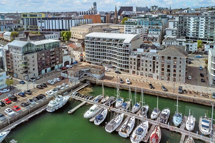 2 Bedroom Flat To Rent In Discovery Wharf, Sutton Harbour, Plymouth, PL4