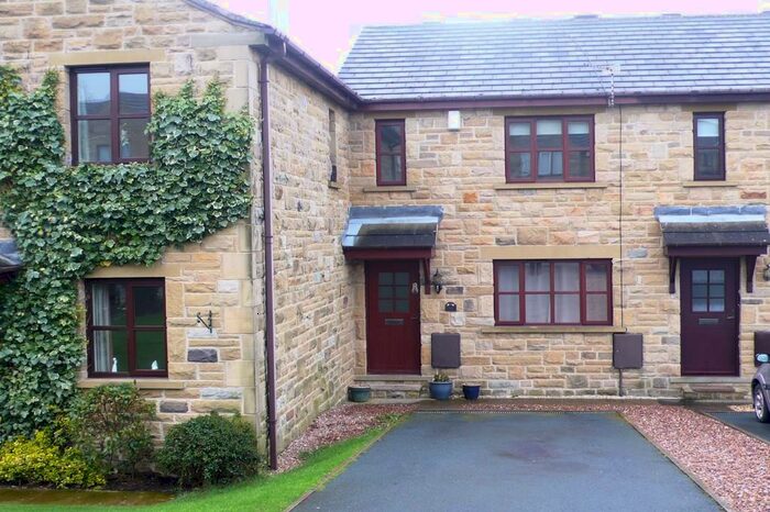 2 Bedroom Terraced House To Rent In Park Avenue, Shelley, Huddersfield, HD8