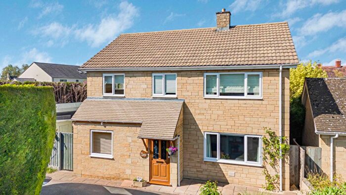 5 Bedroom Detached House For Sale In Robert Franklin Way, South Cerney, Cirencester, Gloucestershire, GL7