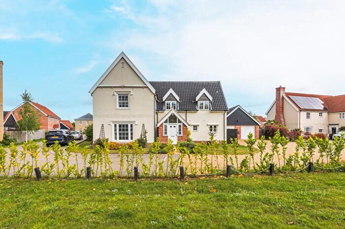 4 Bedroom Detached House For Sale In Meticulously Crafted Detached Home In Stoke Holy Cross, NR14