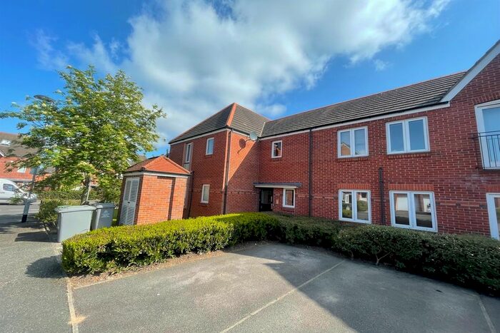 2 Bedroom Flat To Rent In Apt, Badger Road, Altrincham, WA14