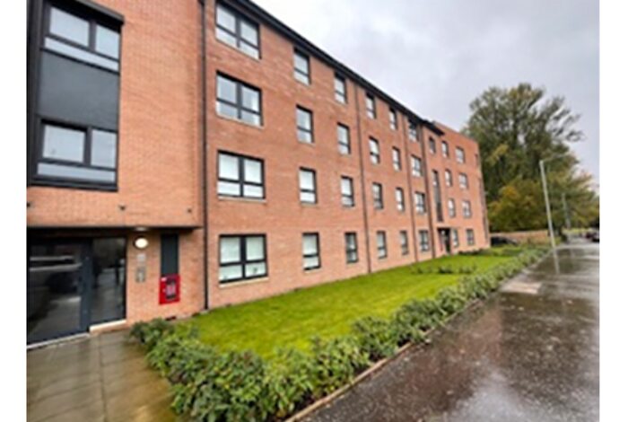 2 Bedroom Flat To Rent In , Shawbridge Street, G43