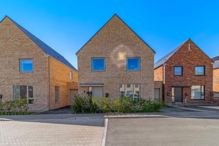 4 Bedroom Detached House To Rent In Beechwood Row, Siddington, Cirencester, Gloucestershire, GL7