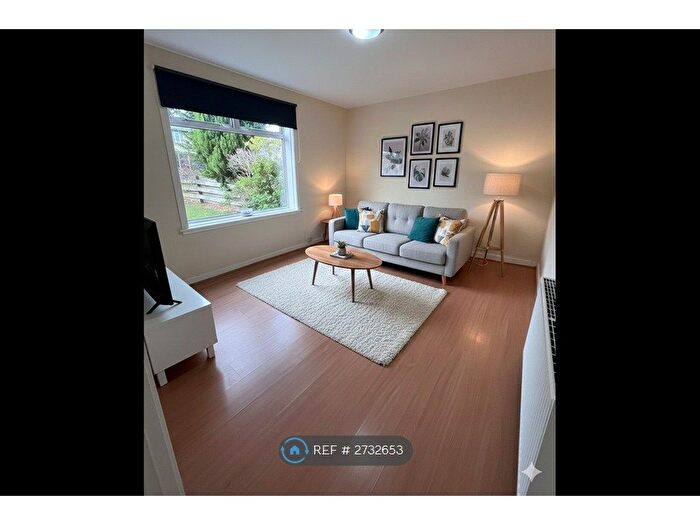 2 Bedroom Flat To Rent In Corstorphine, Edinburgh, EH12