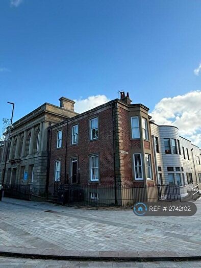 2 Bedroom Flat To Rent In Northumberland Square, North Shields, NE30