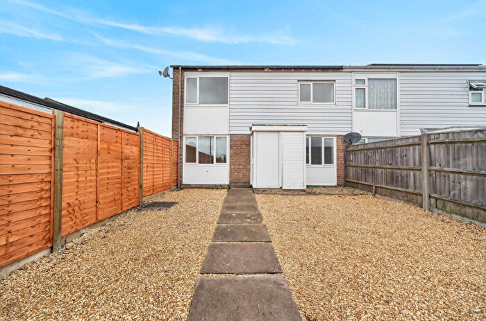 3 Bedroom Terraced House For Sale In Bonchurch Close, Bassett Green, Southampton, Hampshire, SO16