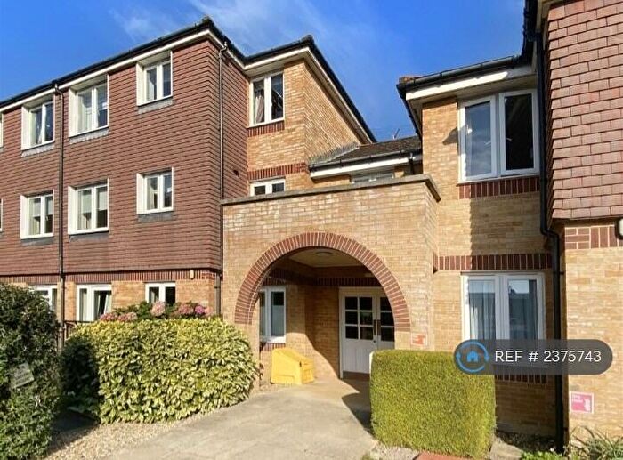 2 Bedroom Flat To Rent In Milliers Court, East Preston, Littlehampton, BN16