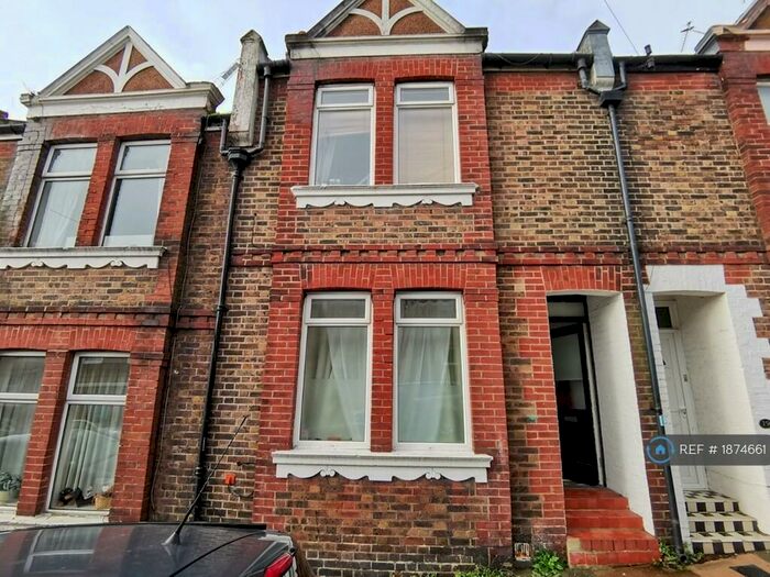 6 Bedroom Terraced House To Rent In White Street, Brighton, BN2