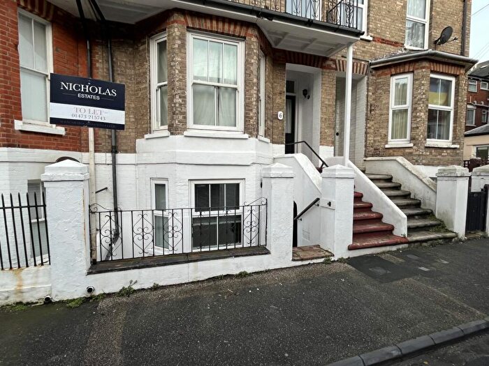 1 Bedroom Flat For Sale In Russell Road, Felixstowe, IP11