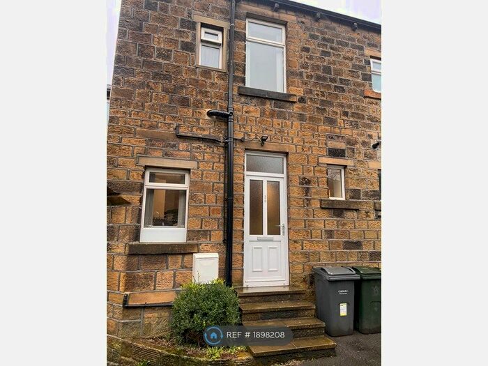 4 Bedroom Semi-Detached House To Rent In Sykes Head, Oakworth, Keighley, BD22