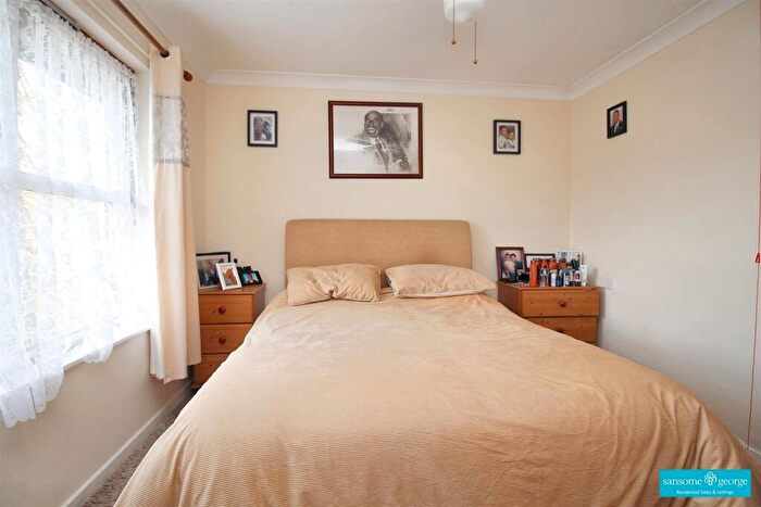 1 Bedroom Retirement Property For Sale In Gordon Palmer Court, Reading, RG30