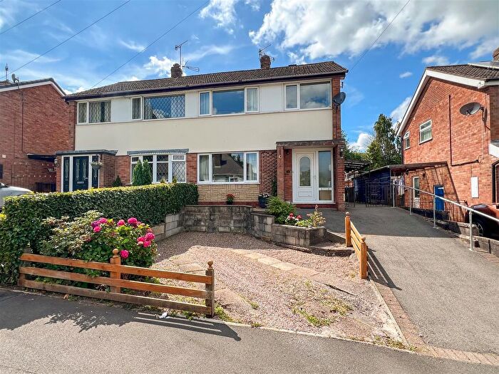 4 Bedroom Property For Sale In Hillside Road, Cheddleton, Staffordshire Moorlands, ST13